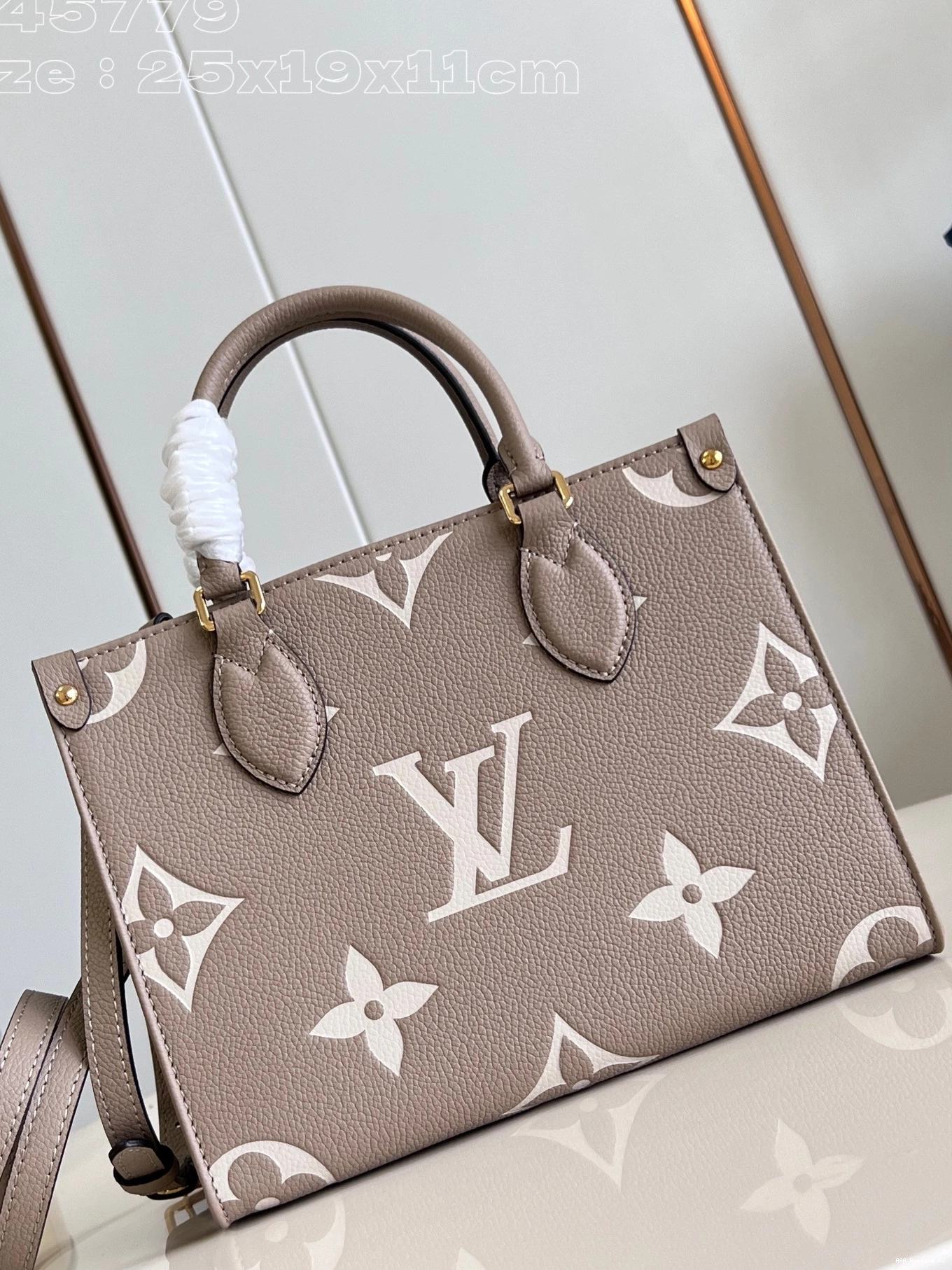 Aaa replica ru PM VUITTON LOUIS ONTHEGO 0808
